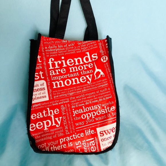 LULULEMON RECYCLABLE TOTE/S - Picture 10 of 13